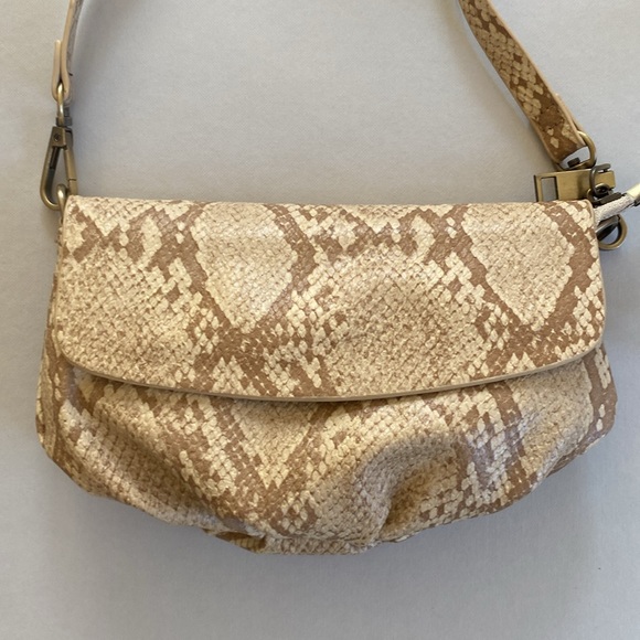 Anthropologie Faux Snake print clutch with detachable strap . - Picture 2 of 6